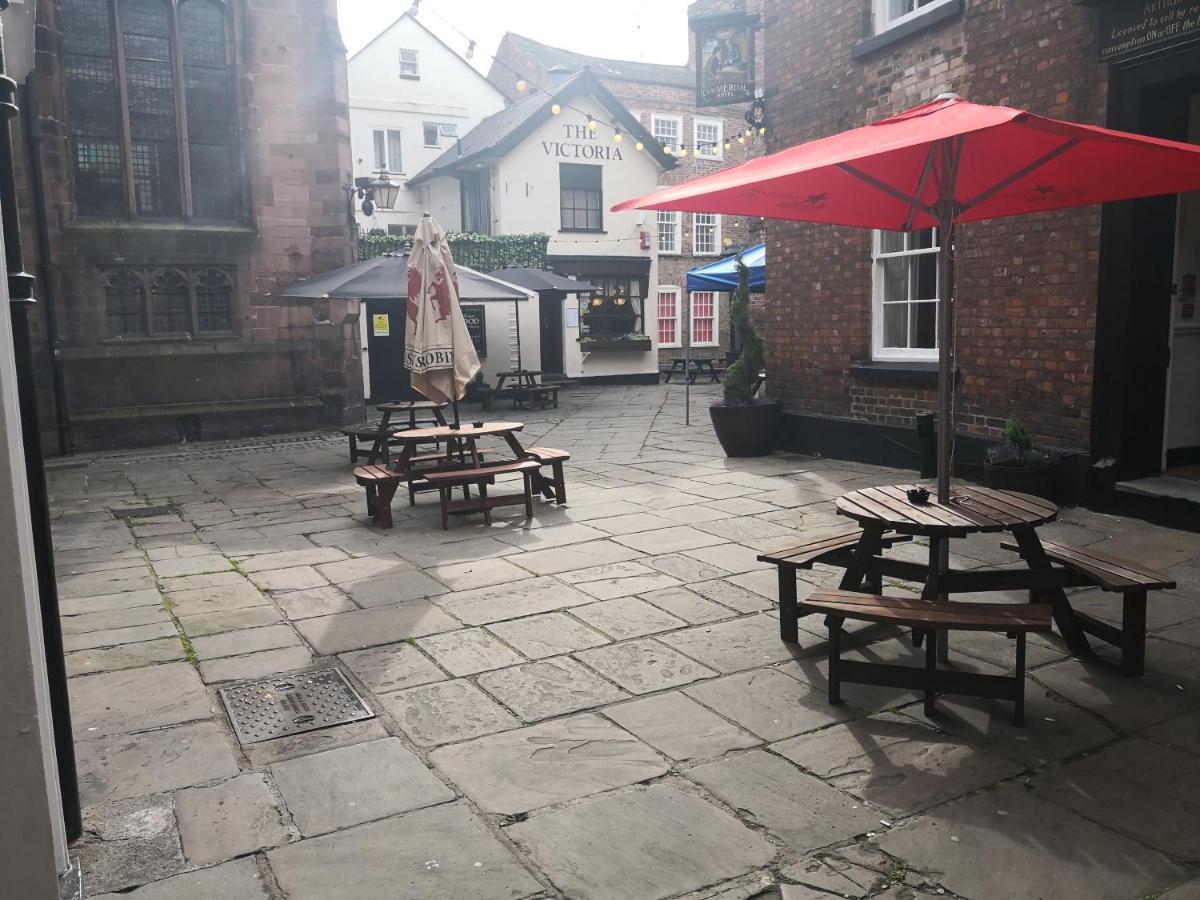 The Commercial Bar & Hotel Chester Extérieur photo