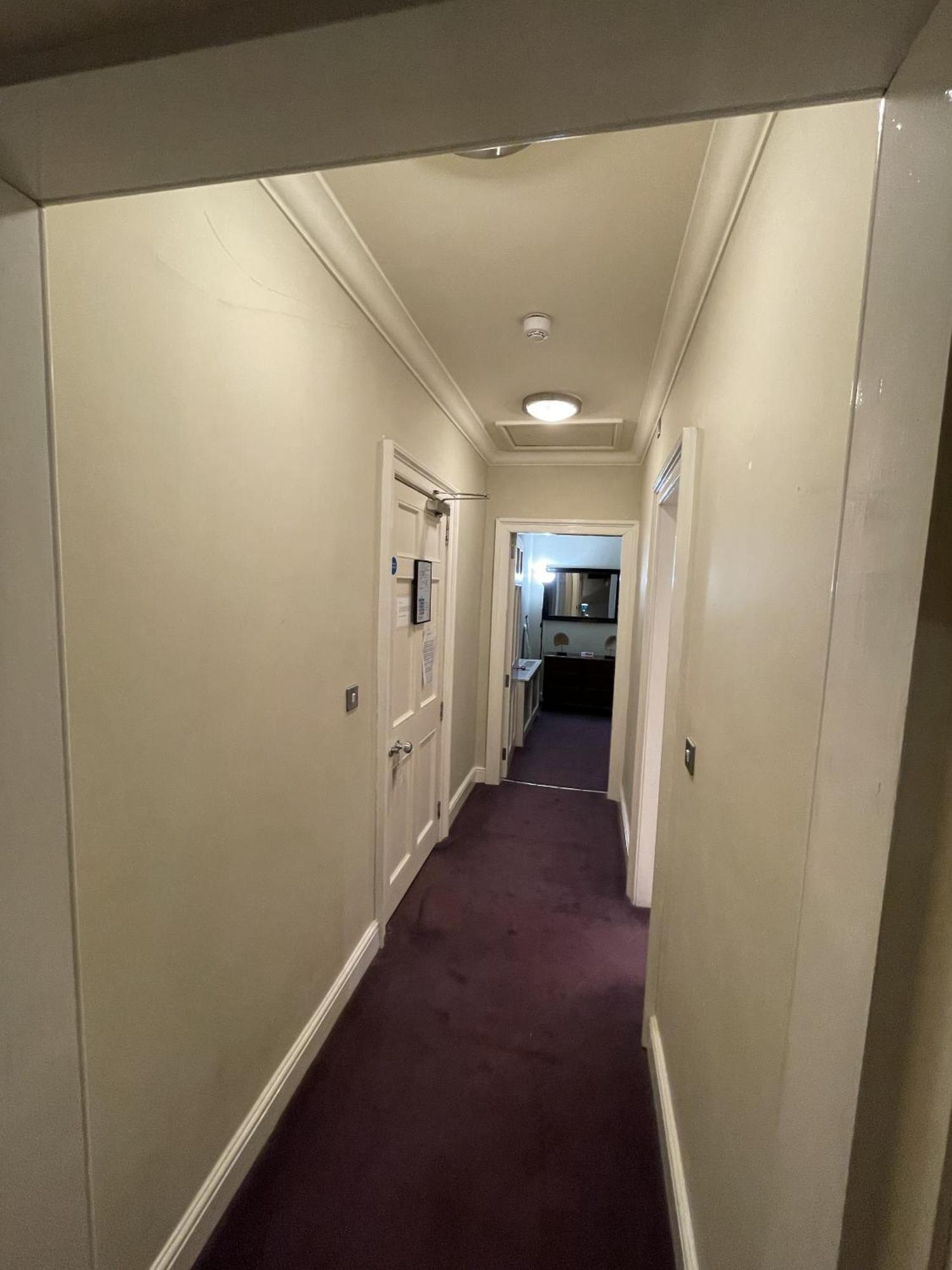 The Commercial Bar & Hotel Chester Chambre photo
